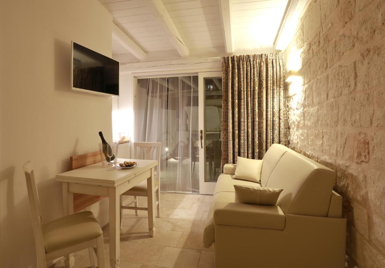 Palazzo Stapane Home Suite 9 - Luxury Living モノーポリ エクステリア 写真