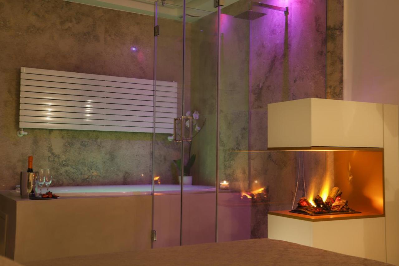 Palazzo Stapane Home Suite 9 - Luxury Living モノーポリ エクステリア 写真
